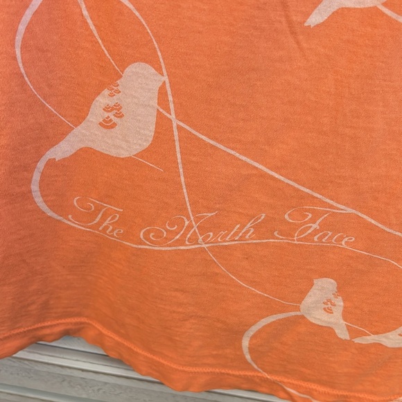 Cute summery The North Face t-shirt top! - Picture 2 of 7